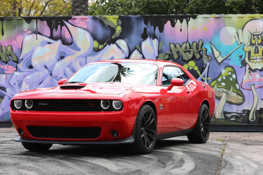  Dodge Challenger R/T Scat Pack 1320 (LC) 2019 года  (фото 10 из 23)